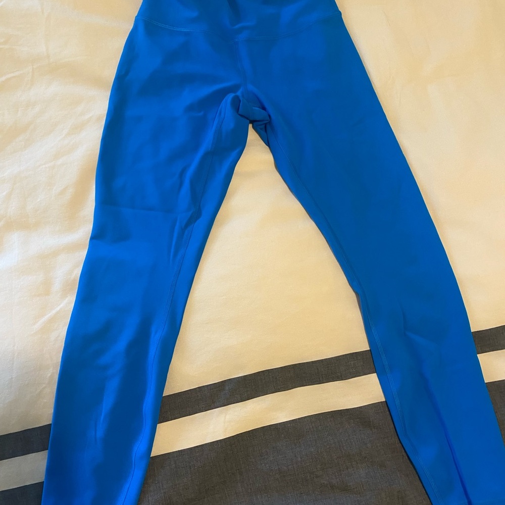Lululemon Blue Legging - size 4